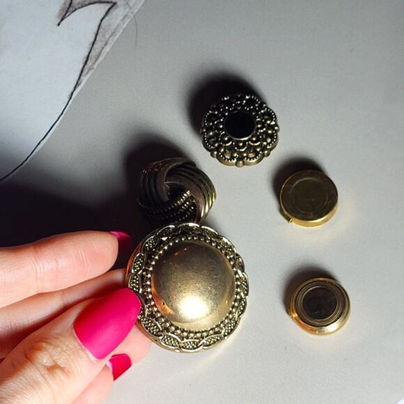 Lot of 5 Vintage Gold Button Covers - Picture 1 of 5